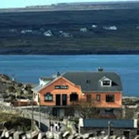 An Dun And Cafe Inis Meain